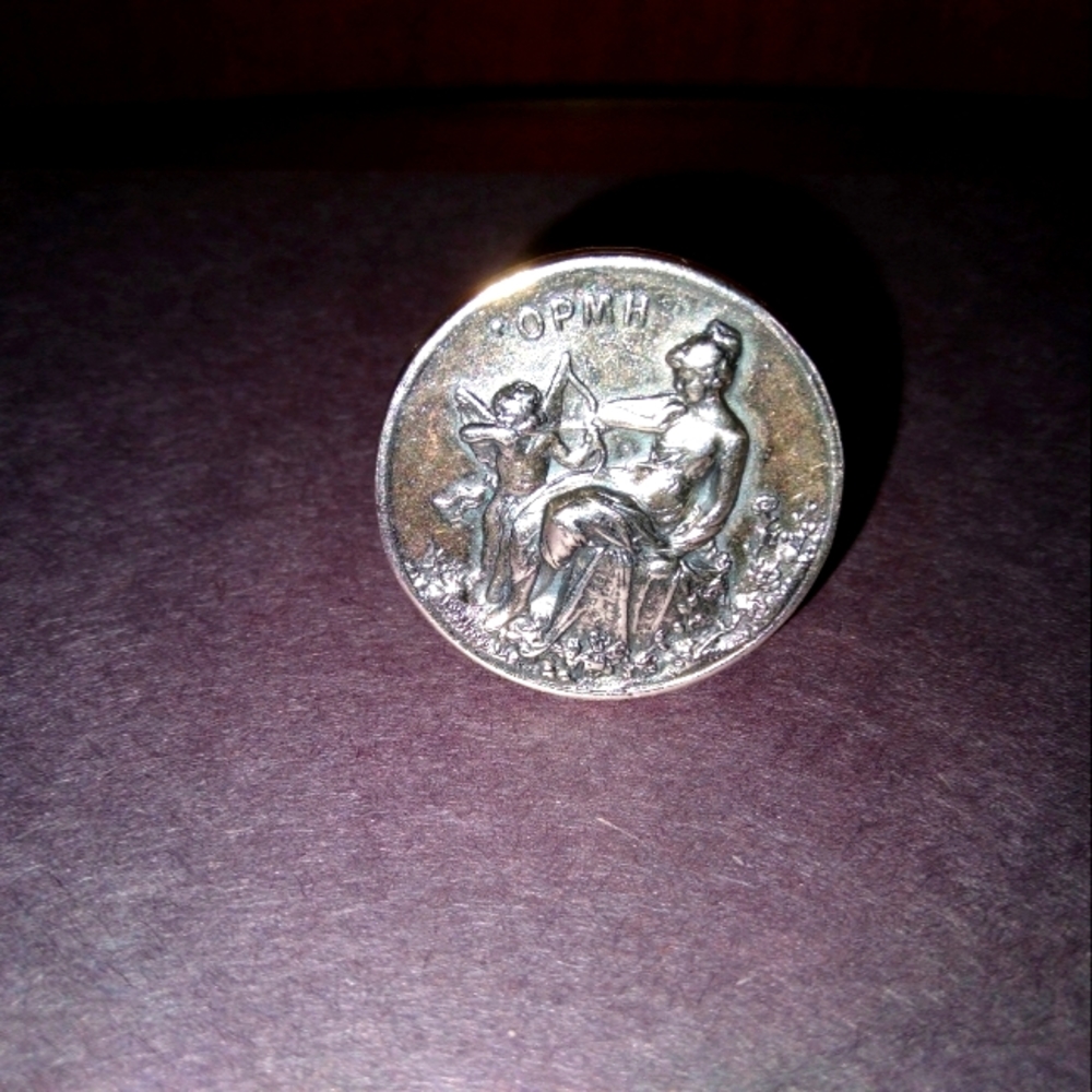 Silver Ring - Picture 4 of 7